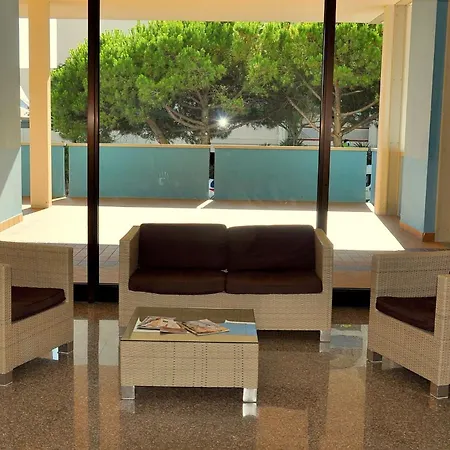 Modern Flat With Shared Pool And Sea Side View Appartamento *