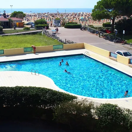 Apartment Modern Flat With Shared Pool And Sea Side View Bibione