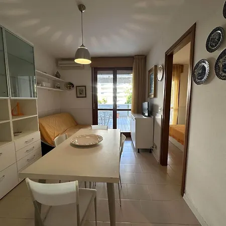 Appartamento Modern Flat With Shared Pool And Sea Side View Bibione