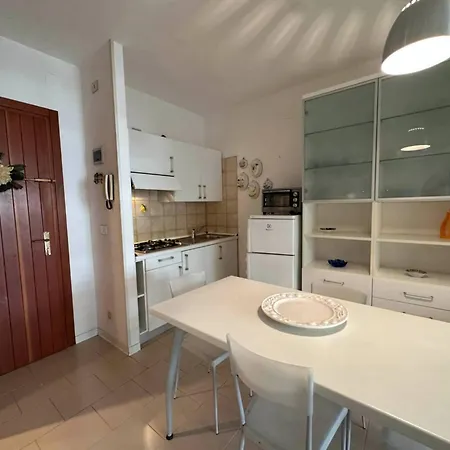 Modern Flat With Shared Pool And Sea Side View Apartamento *