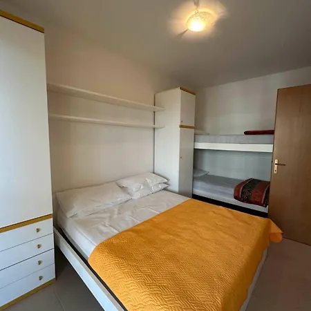 Modern Flat With Shared Pool And Sea Side View Bibione
