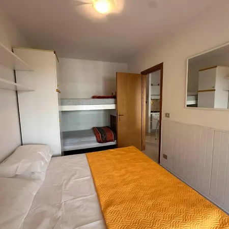 Apartment Modern Flat With Shared Pool And Sea Side View Bibione