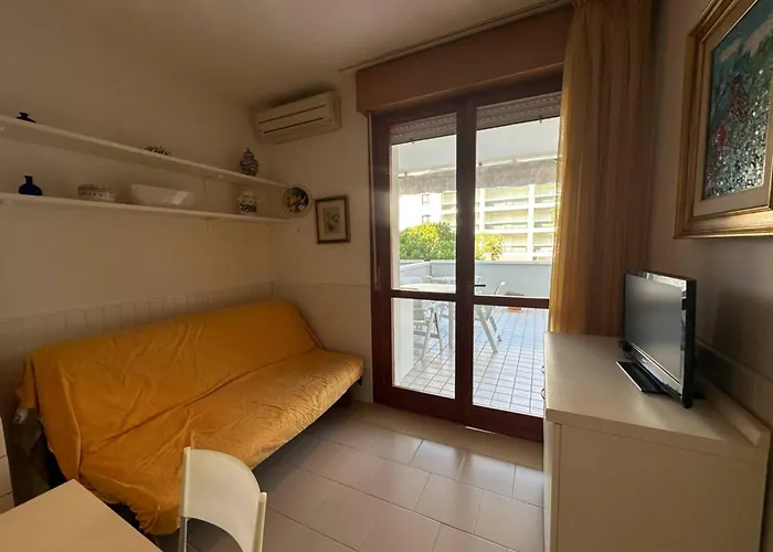 דירה Modern Flat With Shared Pool And Sea Side View ביביונה